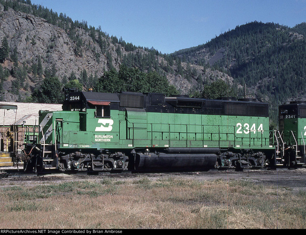 BN GP38-2 2344